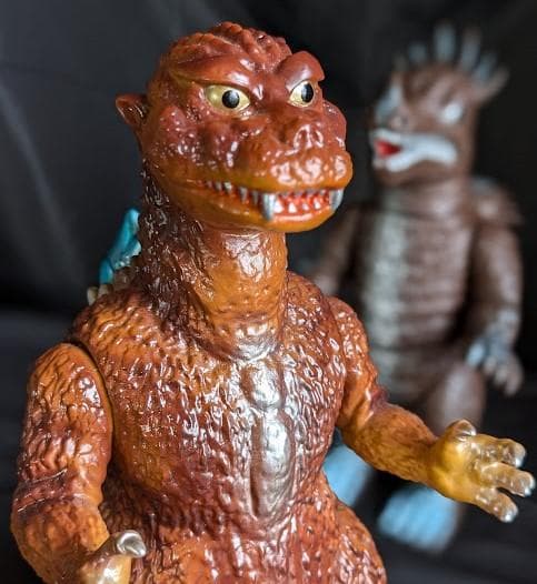 逆襲ゴジラ（Ｍ１号）＆アンギラス（ブルマァク）ソフビフィギュア２体セット