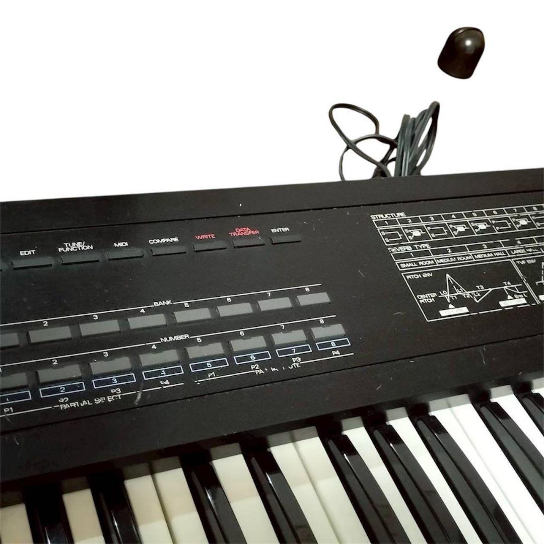 830 ROLAND　ローランド　D-20 シンセサイザー