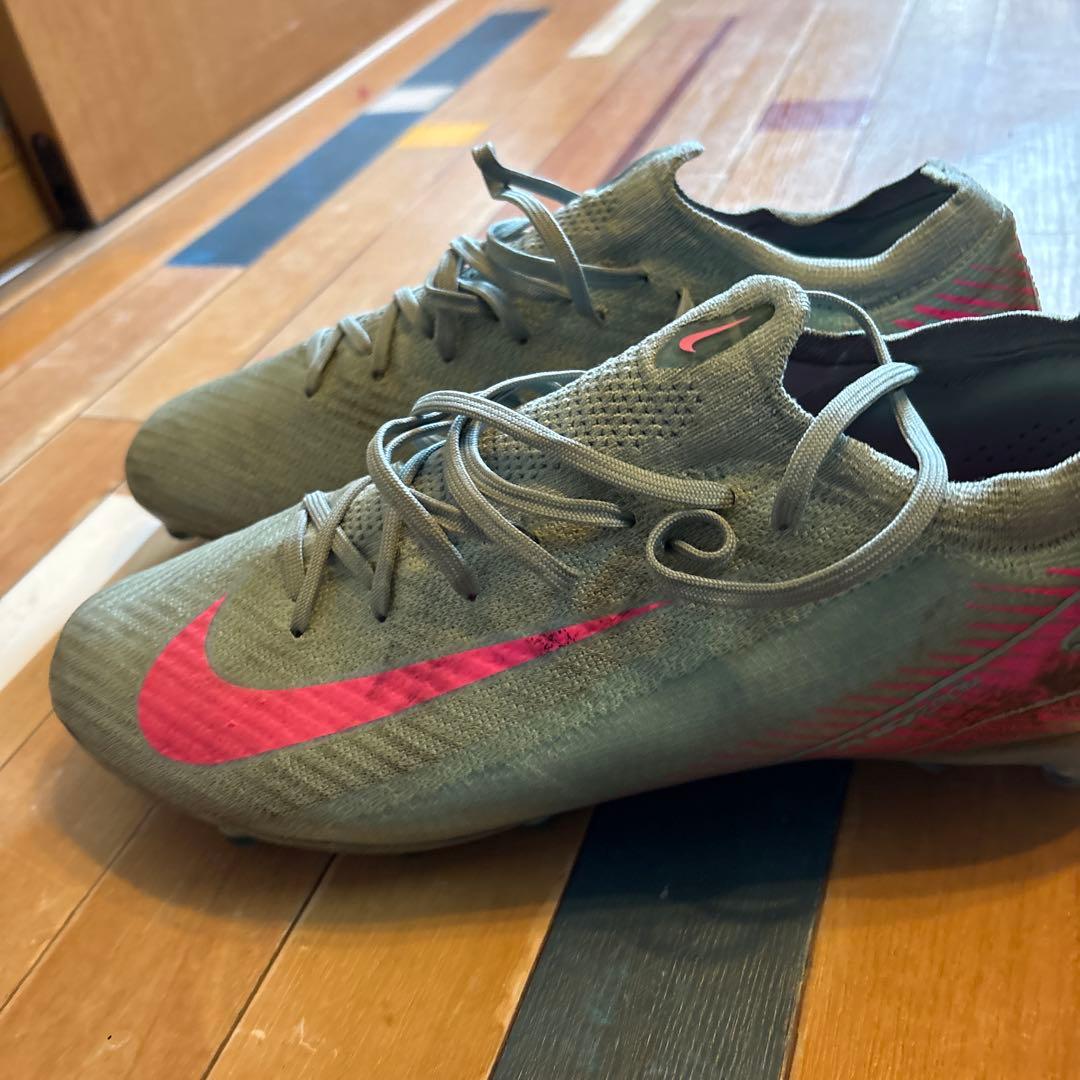 Nike サッカーシューズ スパイク グレー/ピンク