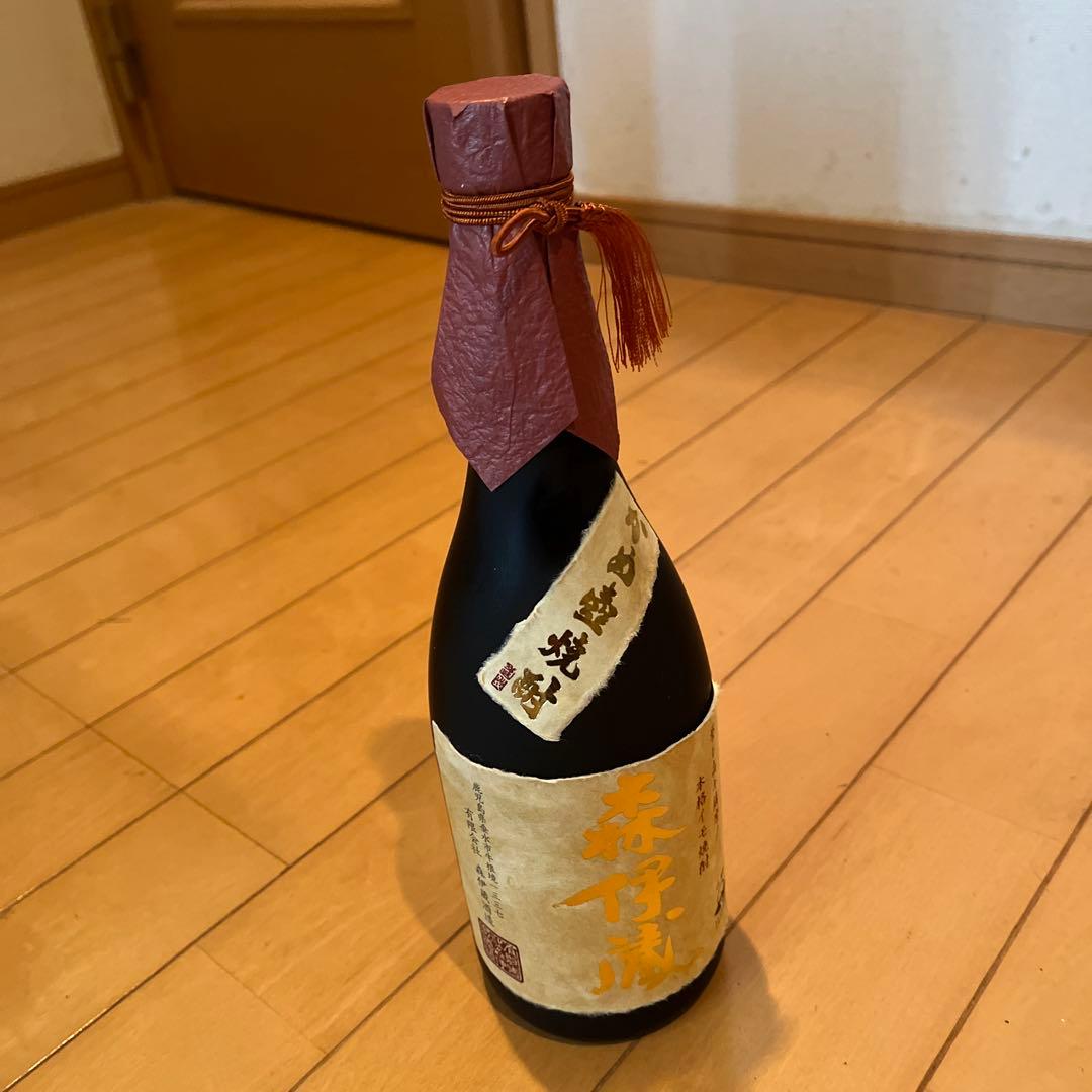 森伊蔵 焼酎 黒色ボトル　金ラベル　720ml