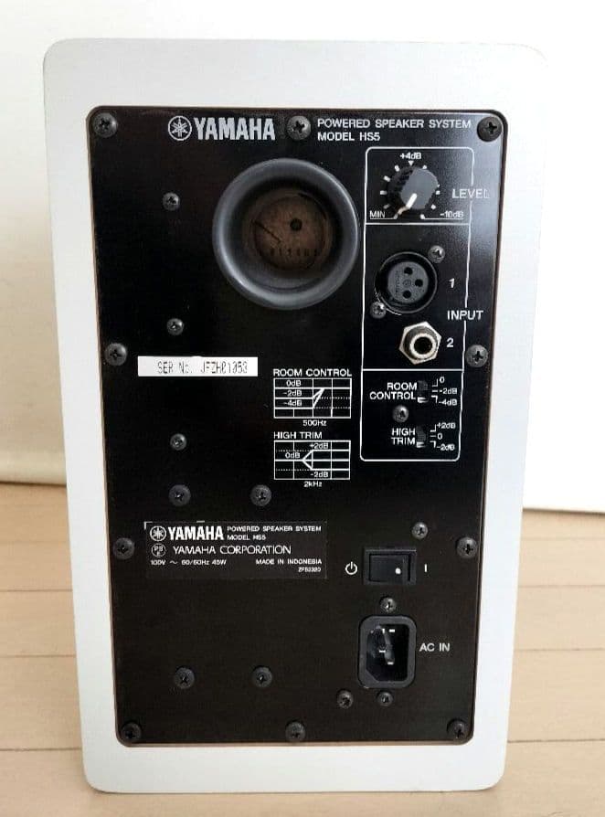 YAMAHA ヤマハHS5 モニタースピーカー ホワイト 1本