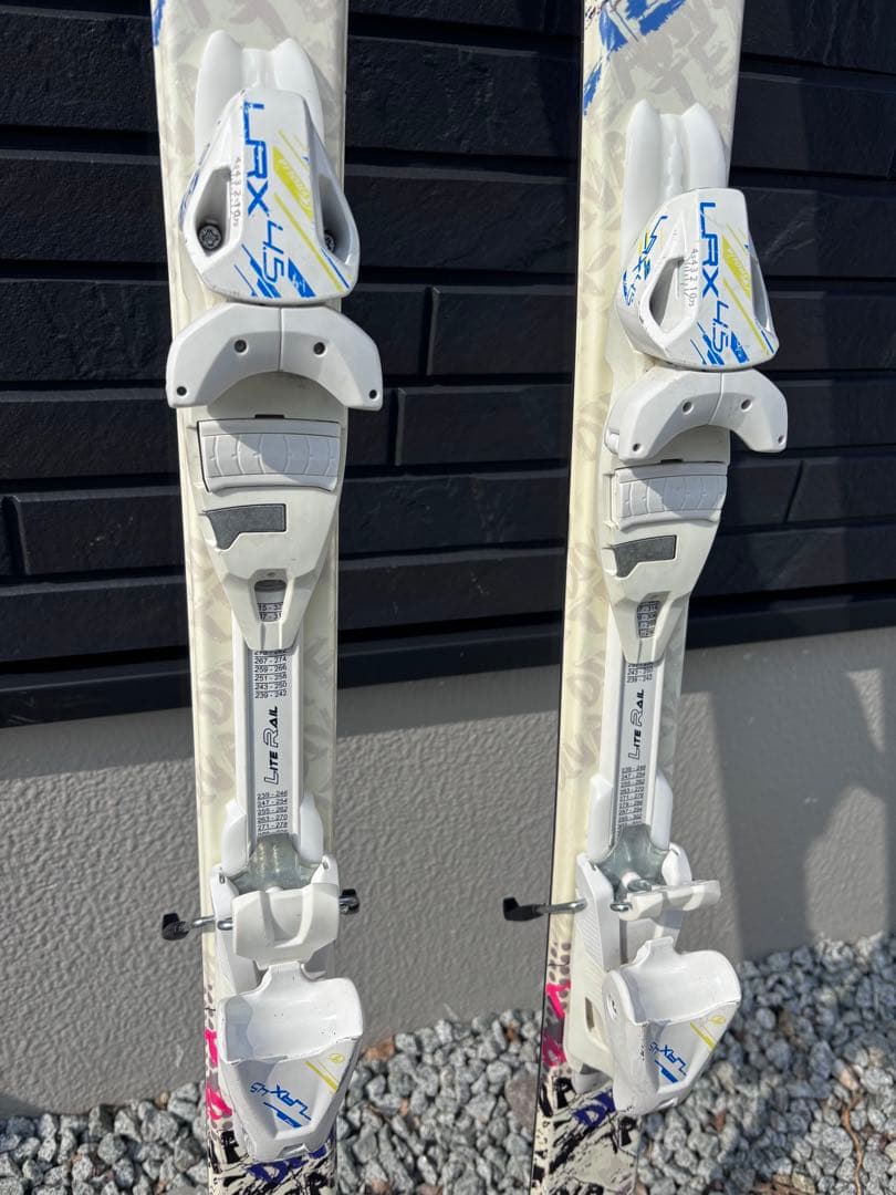 スキー 板 調整可能ビンディング