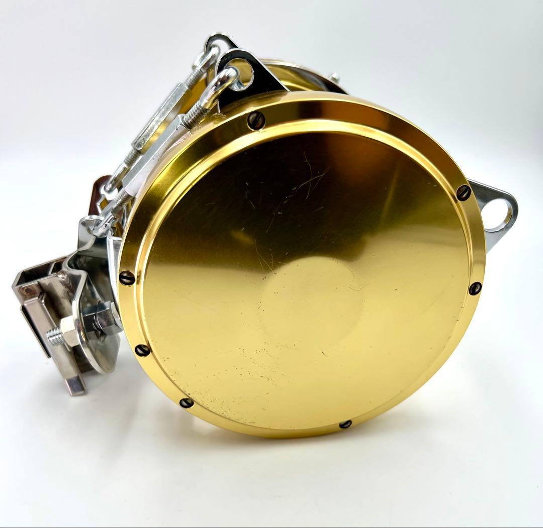 PENN ペン インターナショナル80W トローリングリール