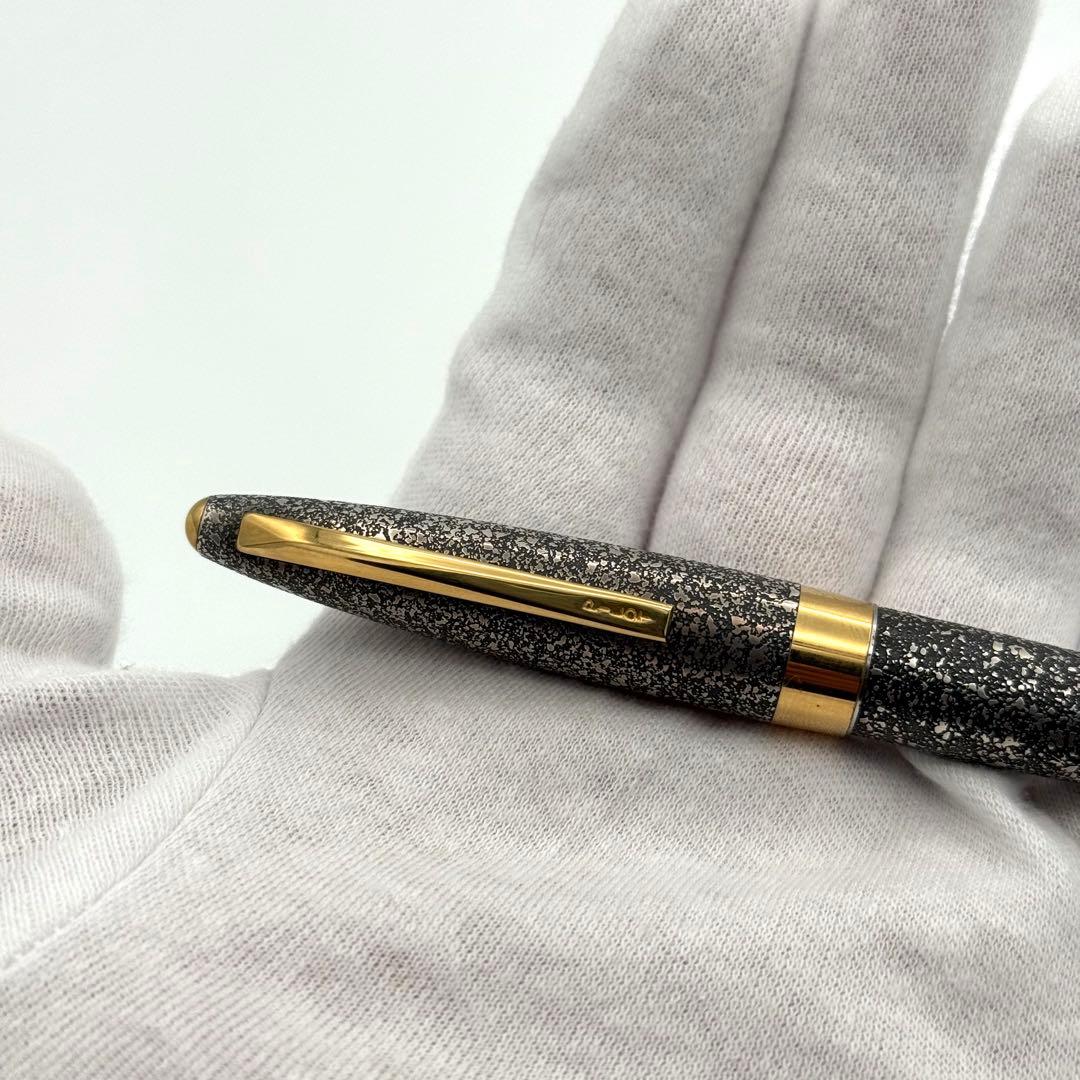 絶版 Pilot パイロット シルバーン 燻　石目散らし 万年筆 18K