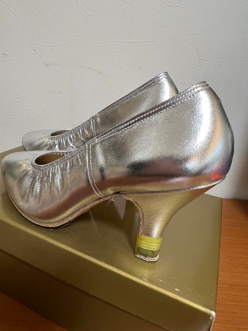 Chacott 社交ダンス　シューズ シルバー 23.0cm ワイド新品