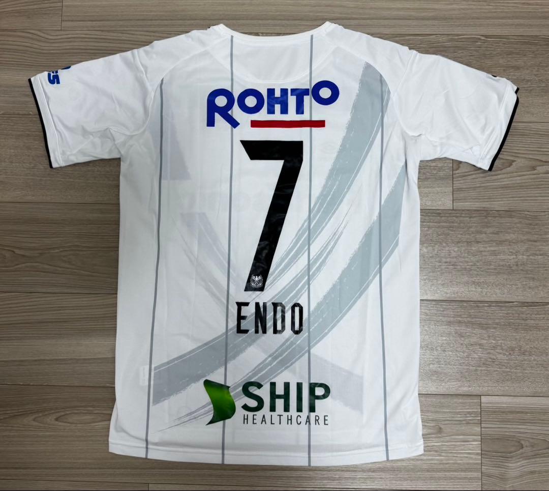 《中古》ガンバ大阪 2020アウェイユニフォーム オーセンティック 遠藤選手 7