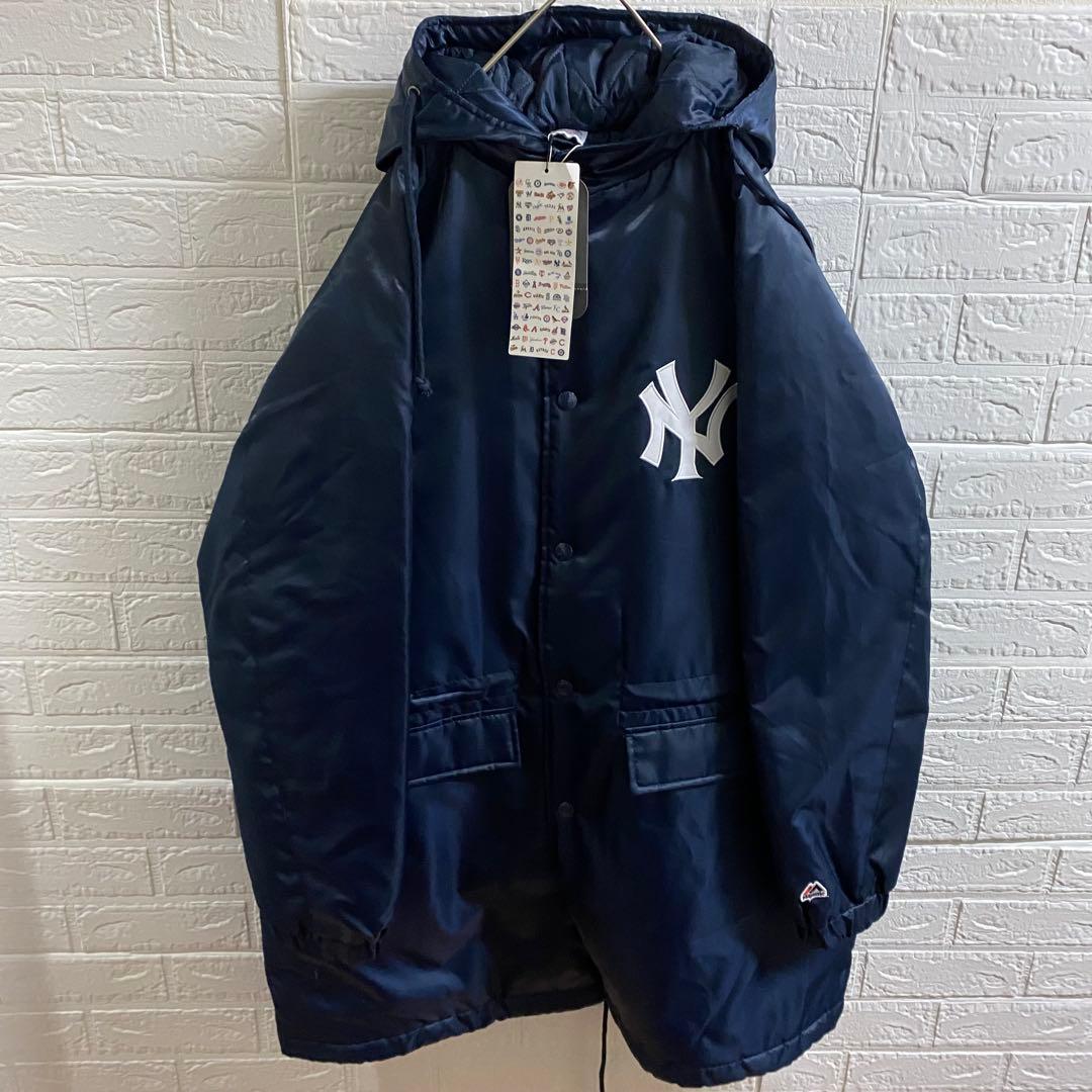 【未使用タグ付】MLB ヤンキース　総刺繍ロゴベンチコート