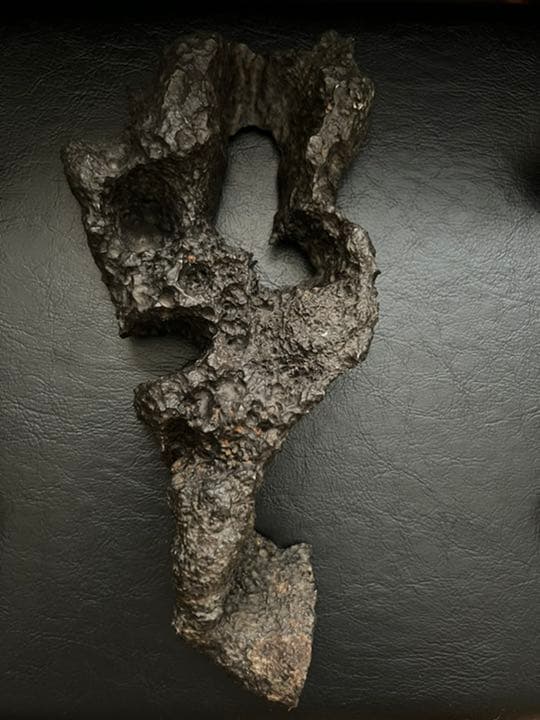 中国 天然太湖石 紅木