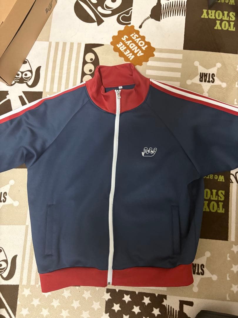 にーとら NEE トラックジャケット Lサイズ