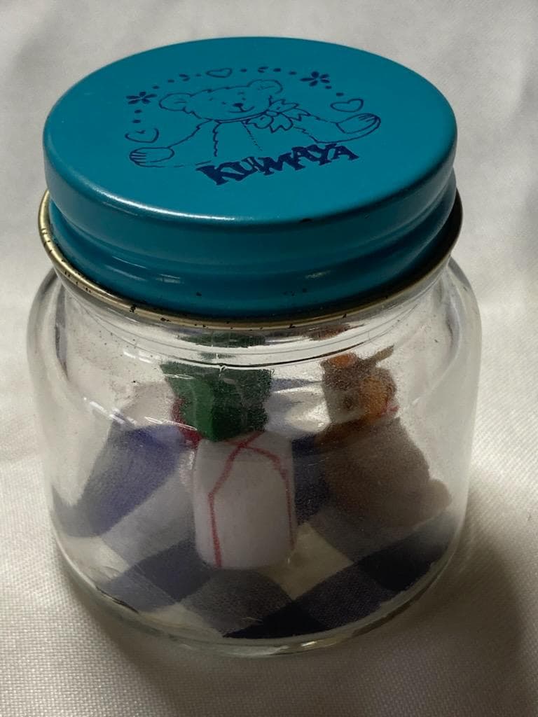 【※片耳欠けあり】　KUMAYA テディベア 瓶詰めミニチュア 瓶入り置物