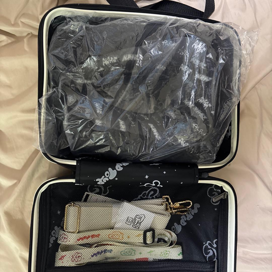 お値下げ交渉可　XG 2ndワールドツアー　グロパセット ネックピロー付き