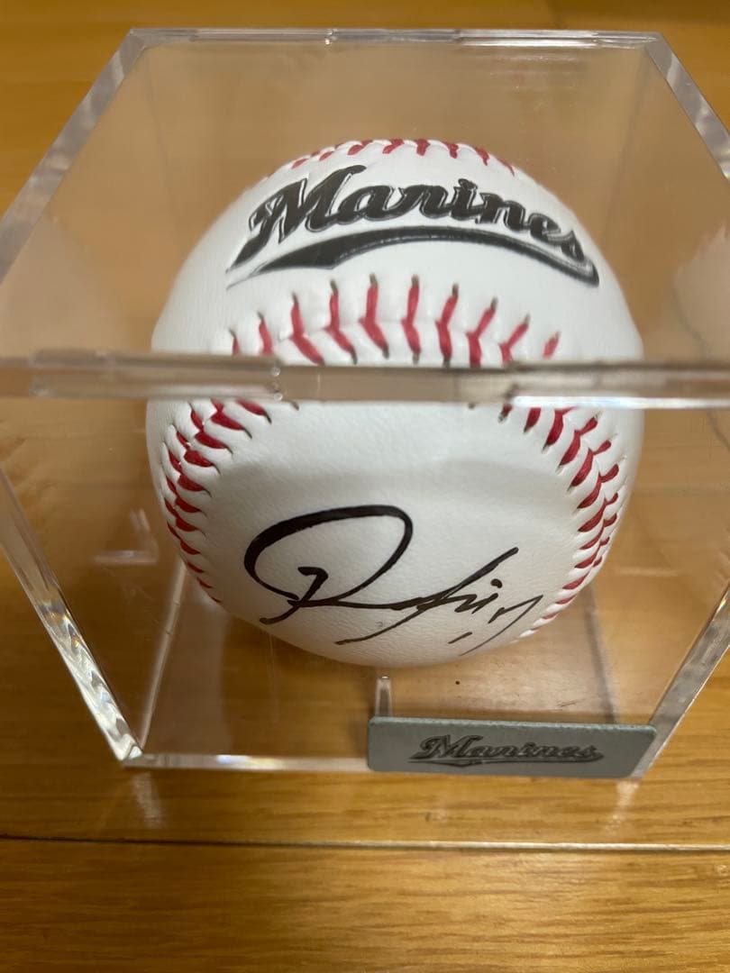 千葉ロッテ　佐々木朗希選手　直筆サインボール