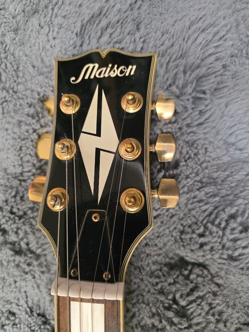 Maison レスポールスタイル エレキギター アイボリー