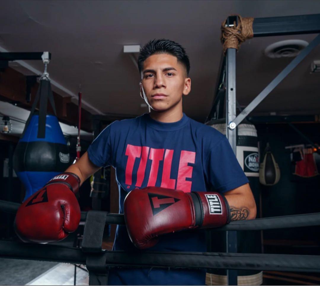 新品未使用TITLE SBG 16RD ボクシンググローブ16oz