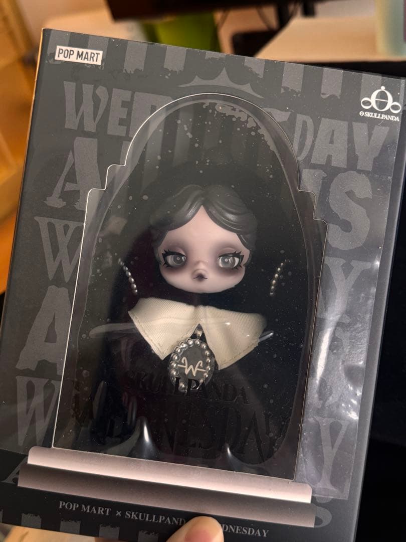 POP MART WEDNESDAY SKULLPANDA アメリカ 限定