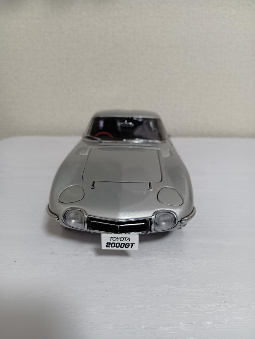TOYOTA 2000GT ミニカー シルバー
