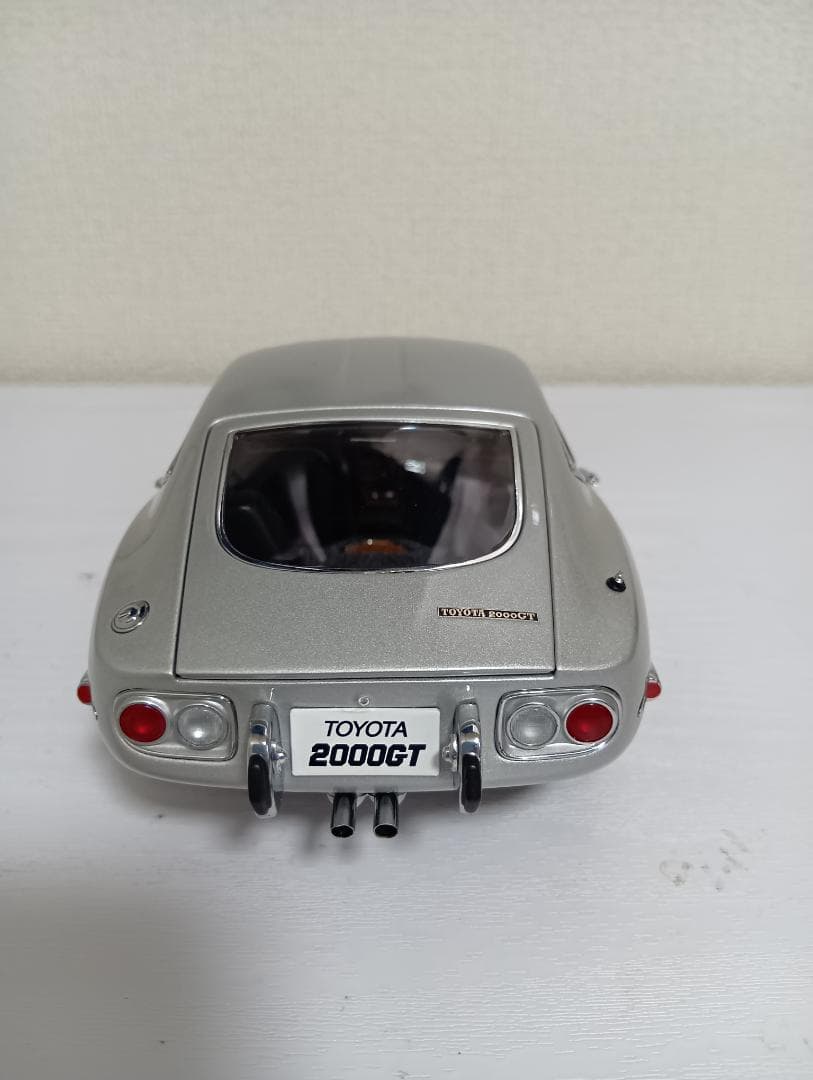TOYOTA 2000GT ミニカー シルバー
