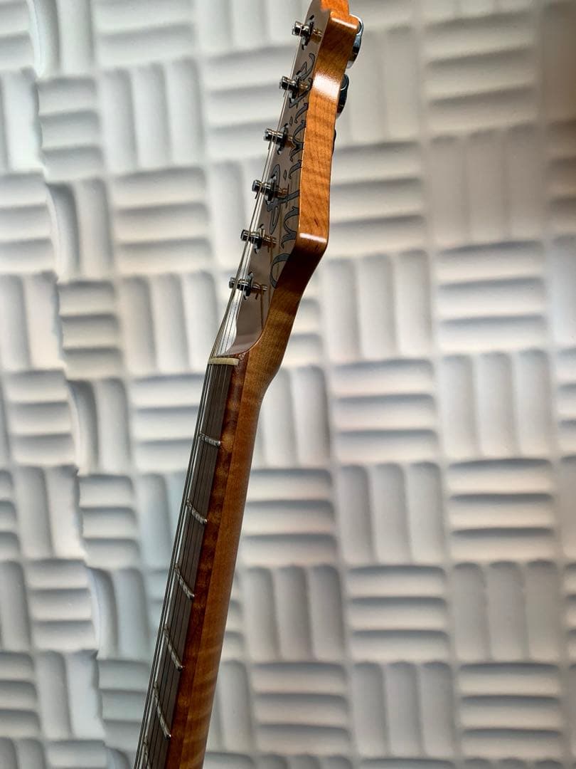 Infinite エレキギター Modernize Benttop