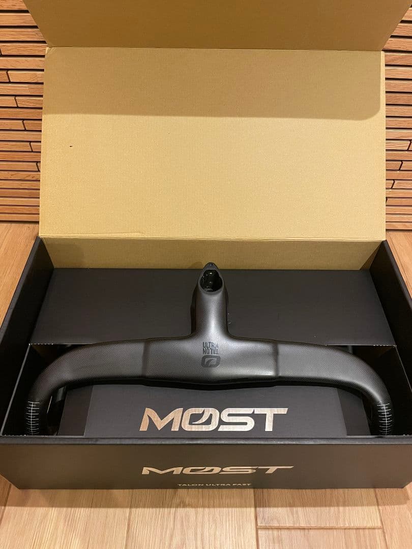 MOST TALON ULTRA LAGHTステム一体型カーボンハンドル