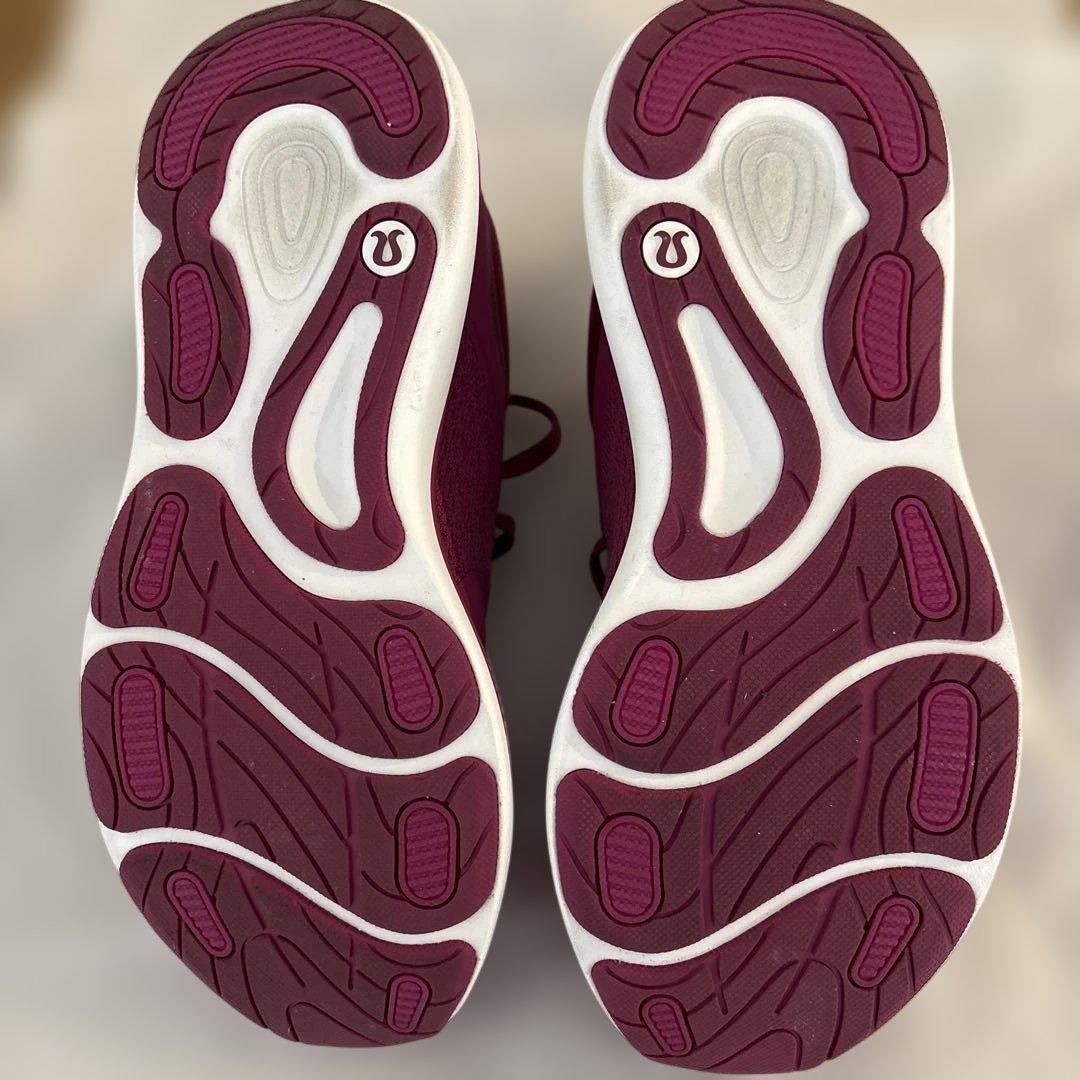 ルルレモン　トレーニングシューズ　マゼンタパープル /7.5