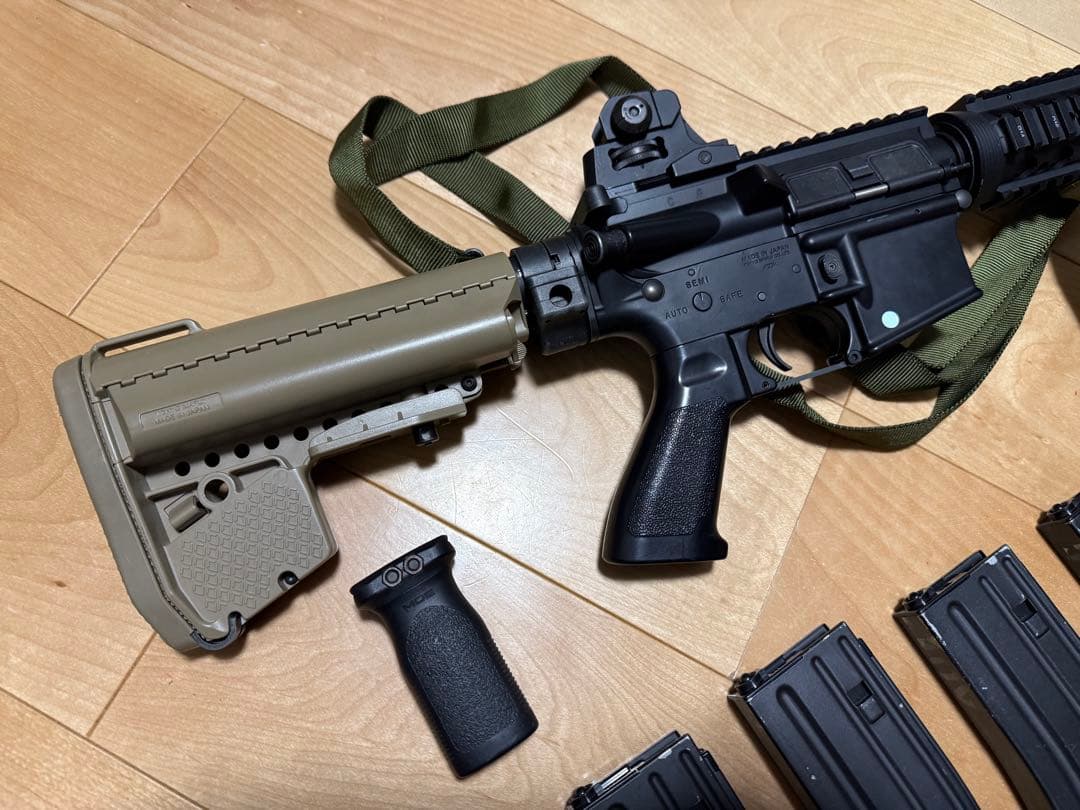東京マルイ m4 cqb-r 次世代電動ガン マガジン5本付き