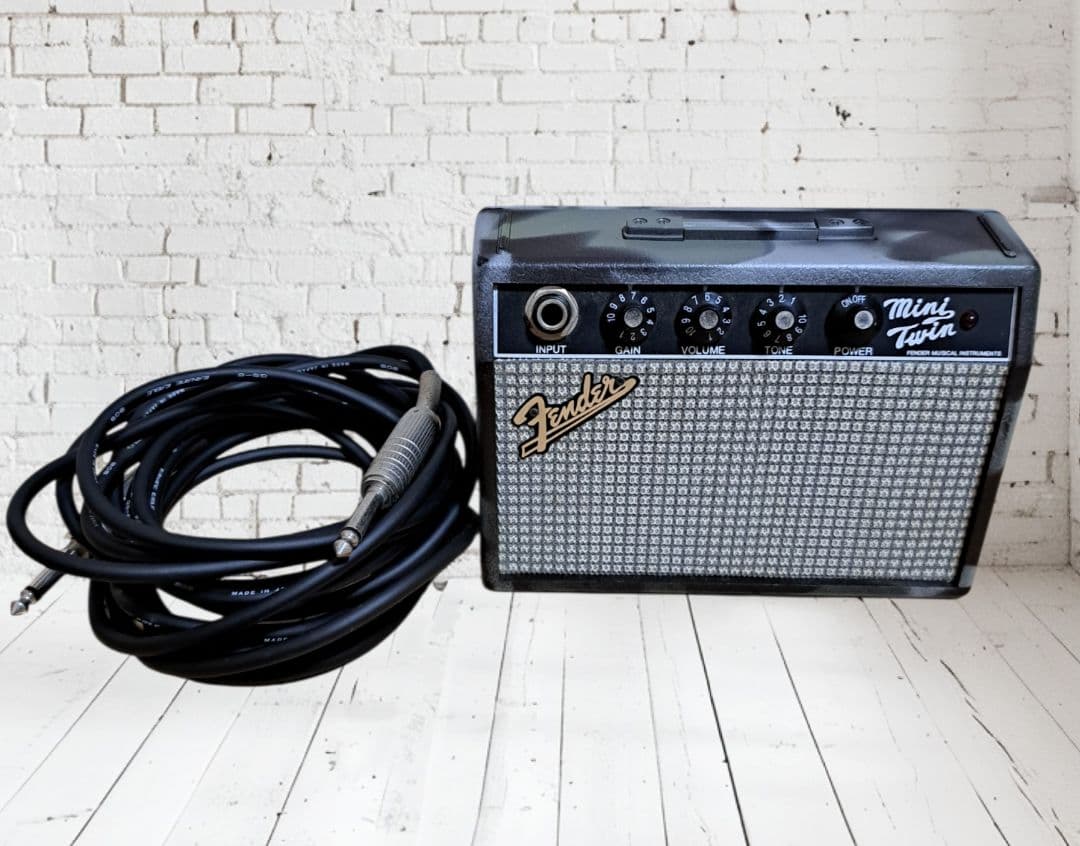 Legend レジェンド エレキギター ストラトタイプ サンバースト アンプ