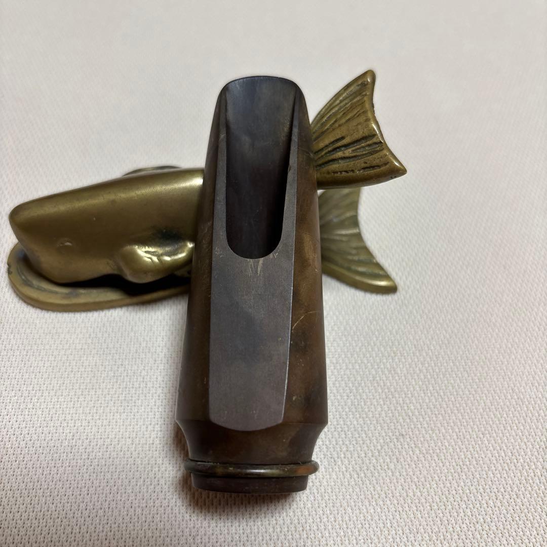 アルト・サックス用マウスピース とキャップ