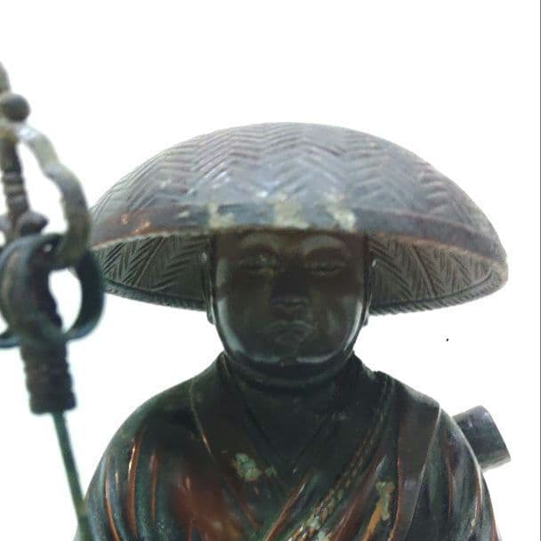 仏像　弘法大師　牧田秀雲　置物　金属工芸　ア31