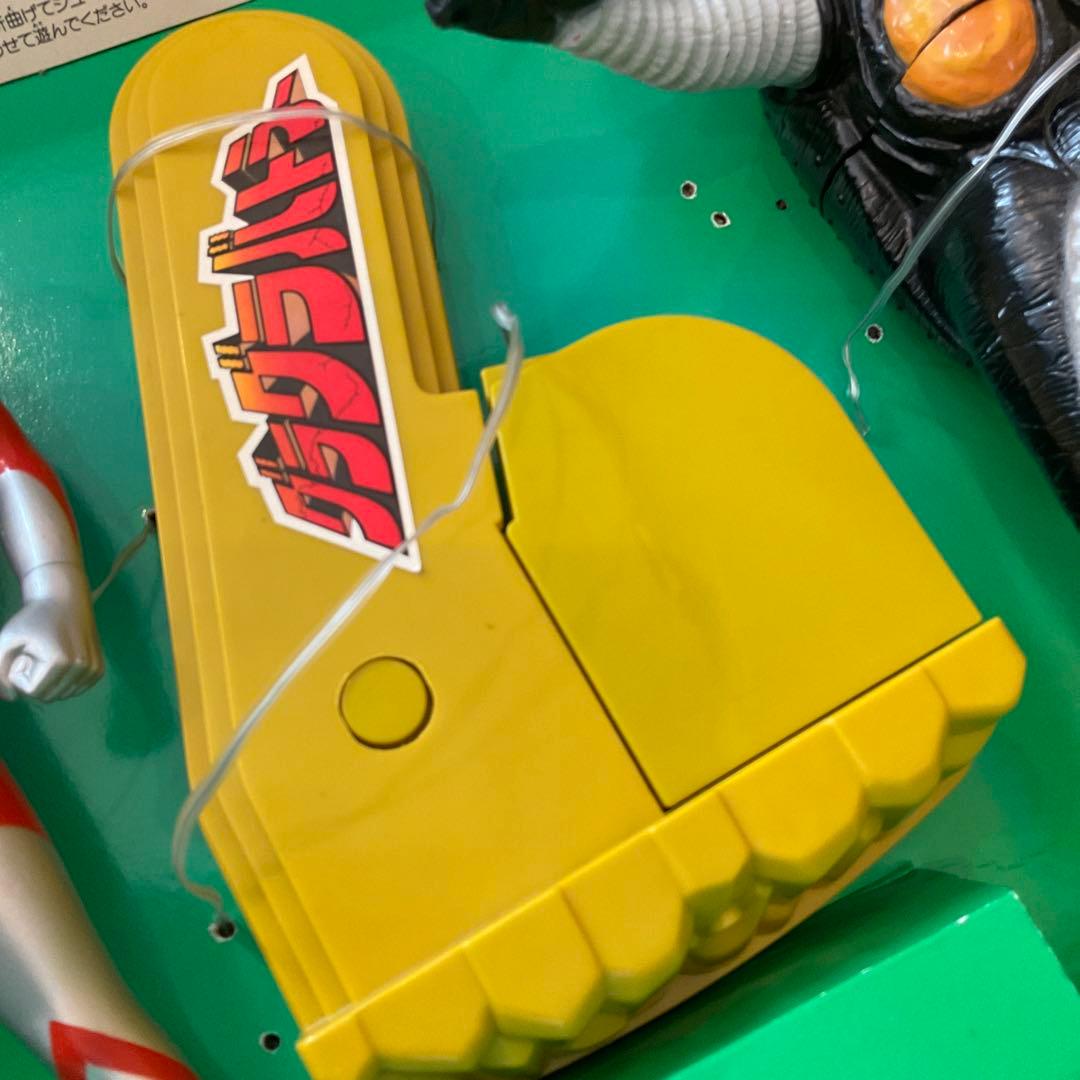 バンダイ サウンドバトラー ウルトラマンVSゼットン　グラグラバトラー　完動品