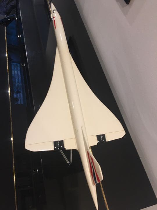 ブリティッシュ　エアウェイズ　コンコルド（Concorde）大型スケールモデル