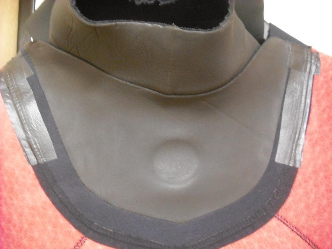 【程度抜群・浸水わずか】DELPH　セミドライウエットスーツ　M～ML相当