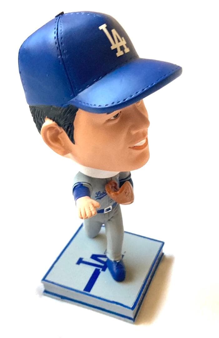 【1万体限定】大谷翔平 ドジャース バブルヘッド人形 ピッチャーグレーMLB公式