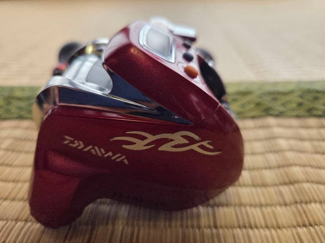 電動リール レッド