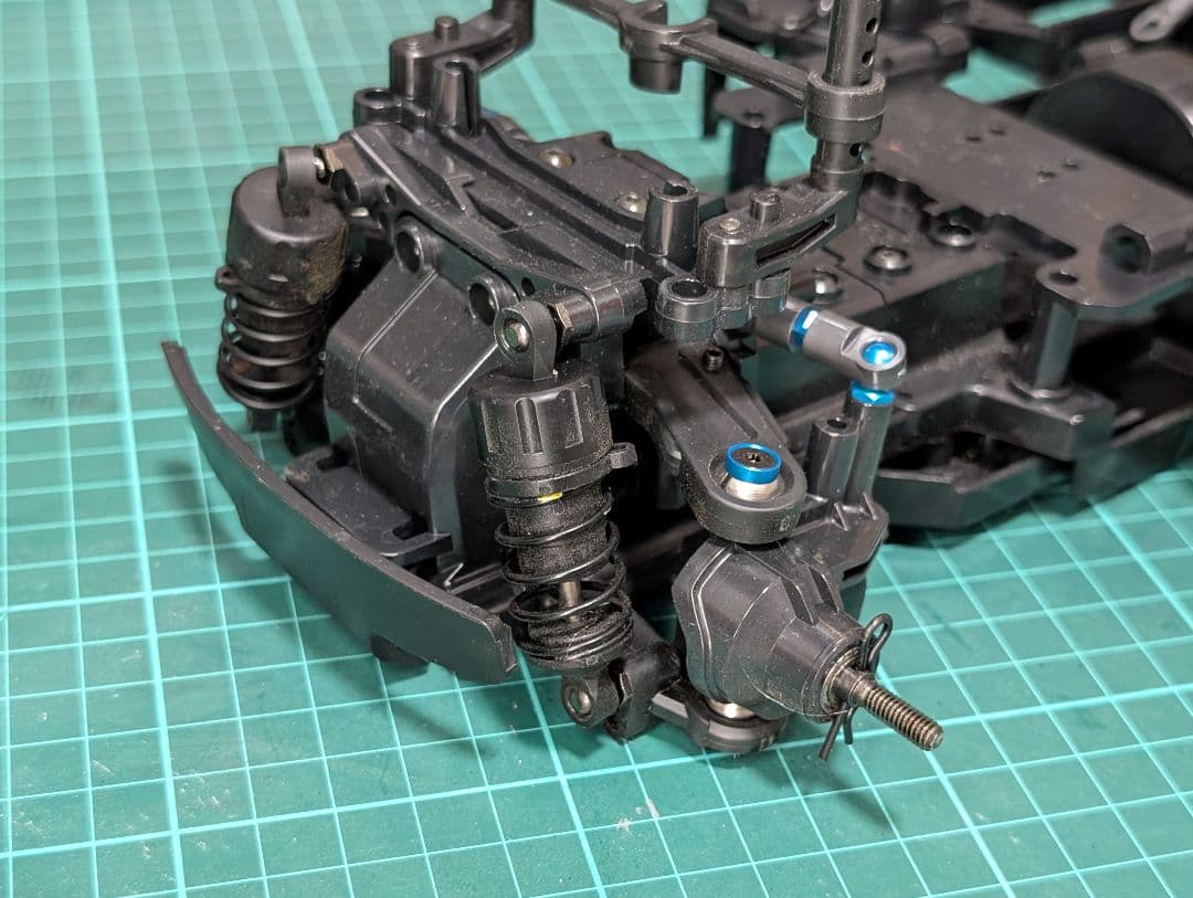 タミヤ MB-01 シャーシ