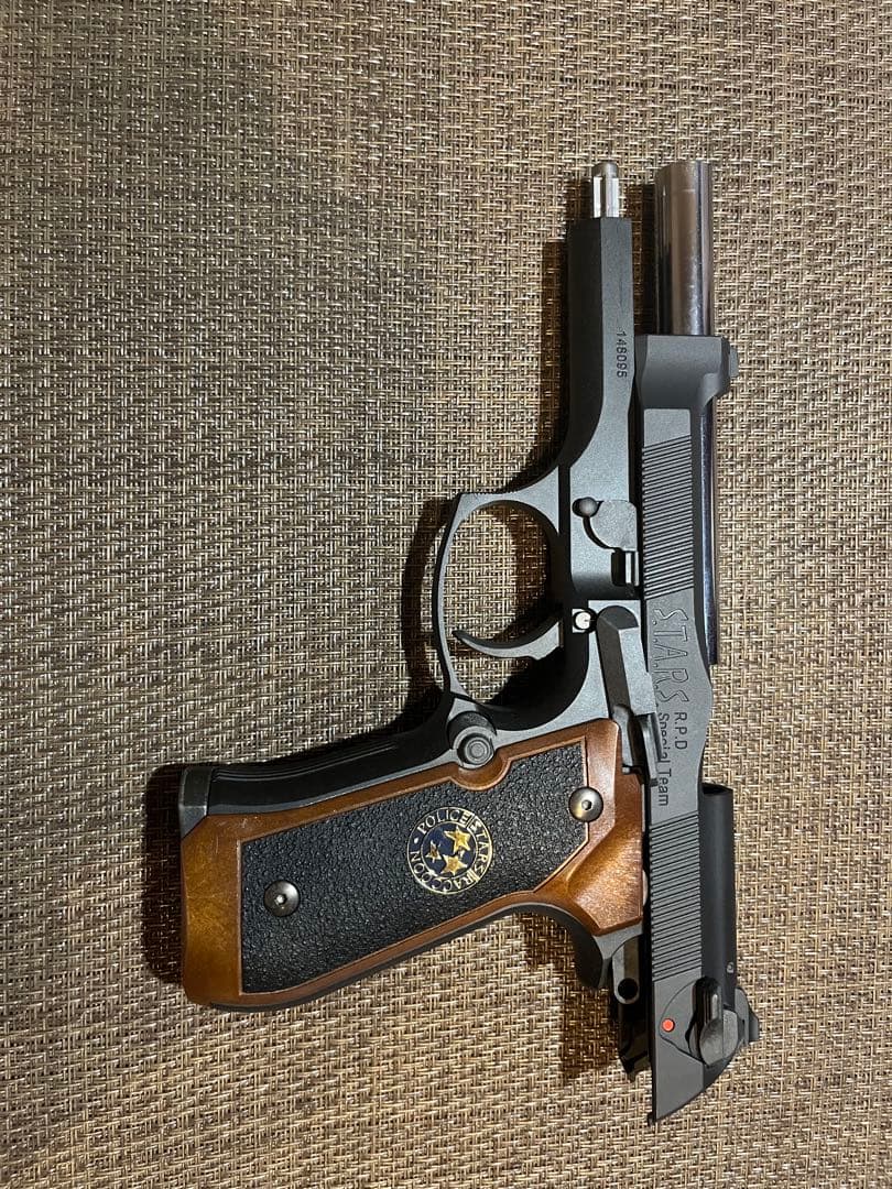 東京マルイ　サムライエッジ　2本マガジン付き