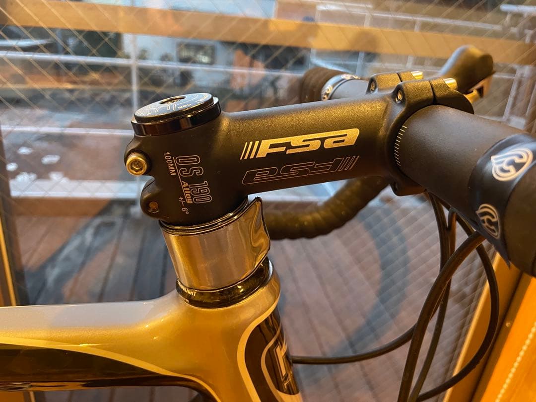 室内保管　KUOTA Kebel ⭐︎Mavicカーボン　ロードバイク