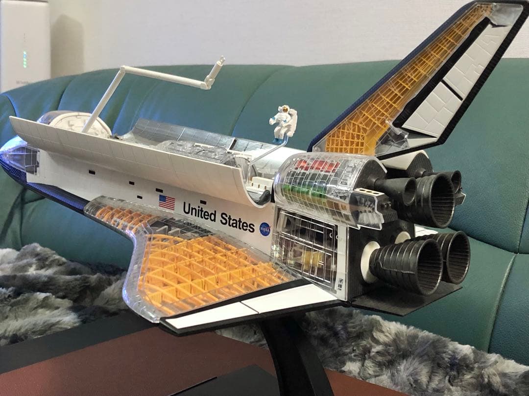 1/72￼ 特大￼スペースシャトル 4D VISION カット￼モデル￼完成品￼