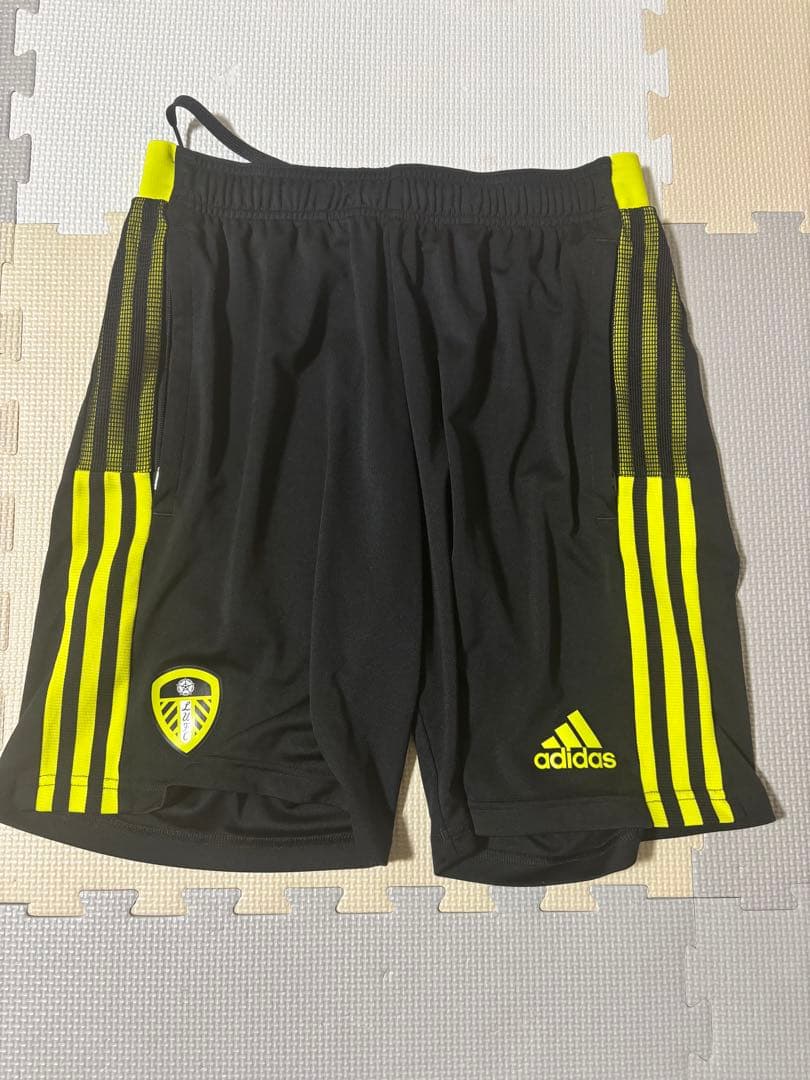 美品 アディダス リーズユナイテッド 上下＋ショーツ 3点セット 海外Mサイズ