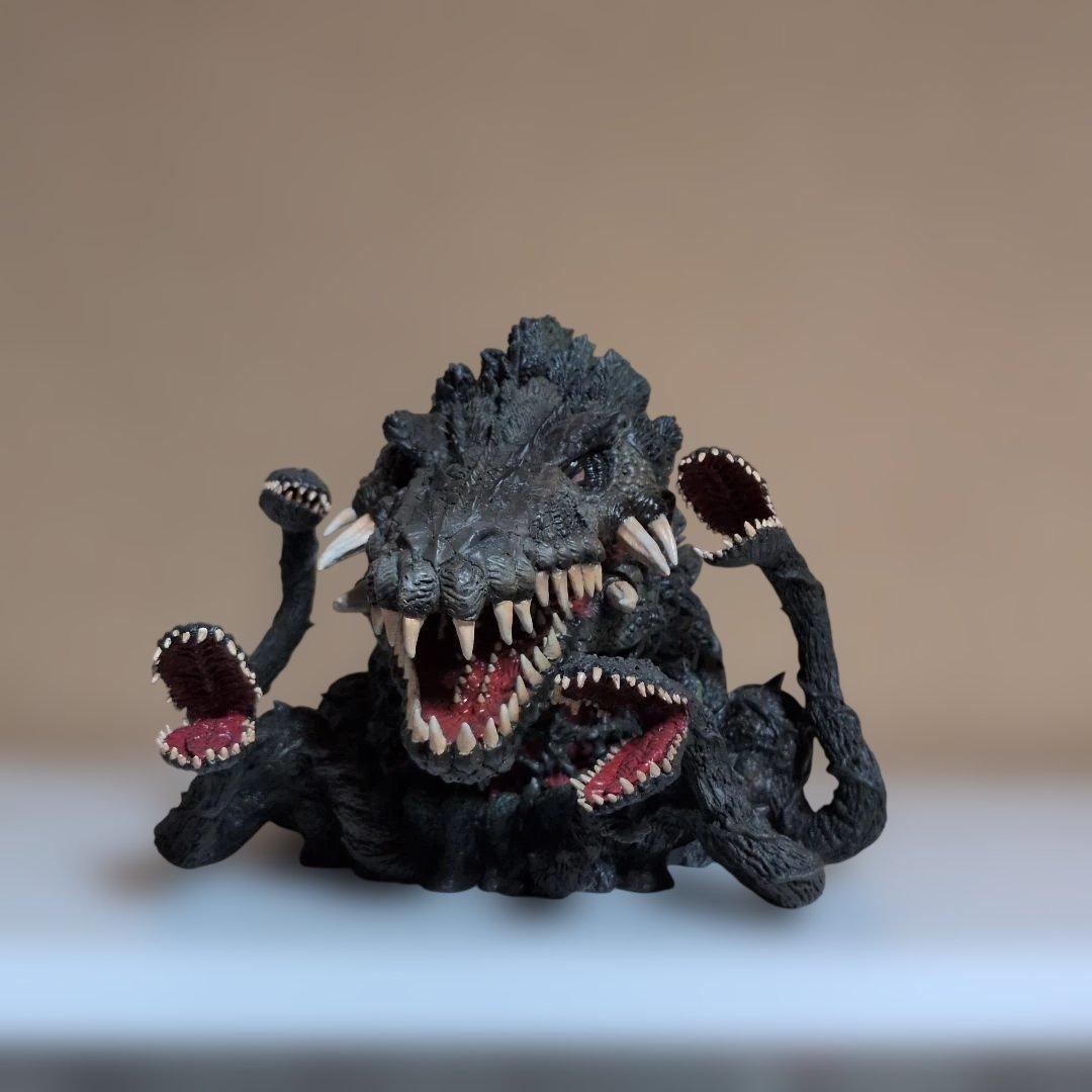 デフォリアル、ビオランテ少年リック限定