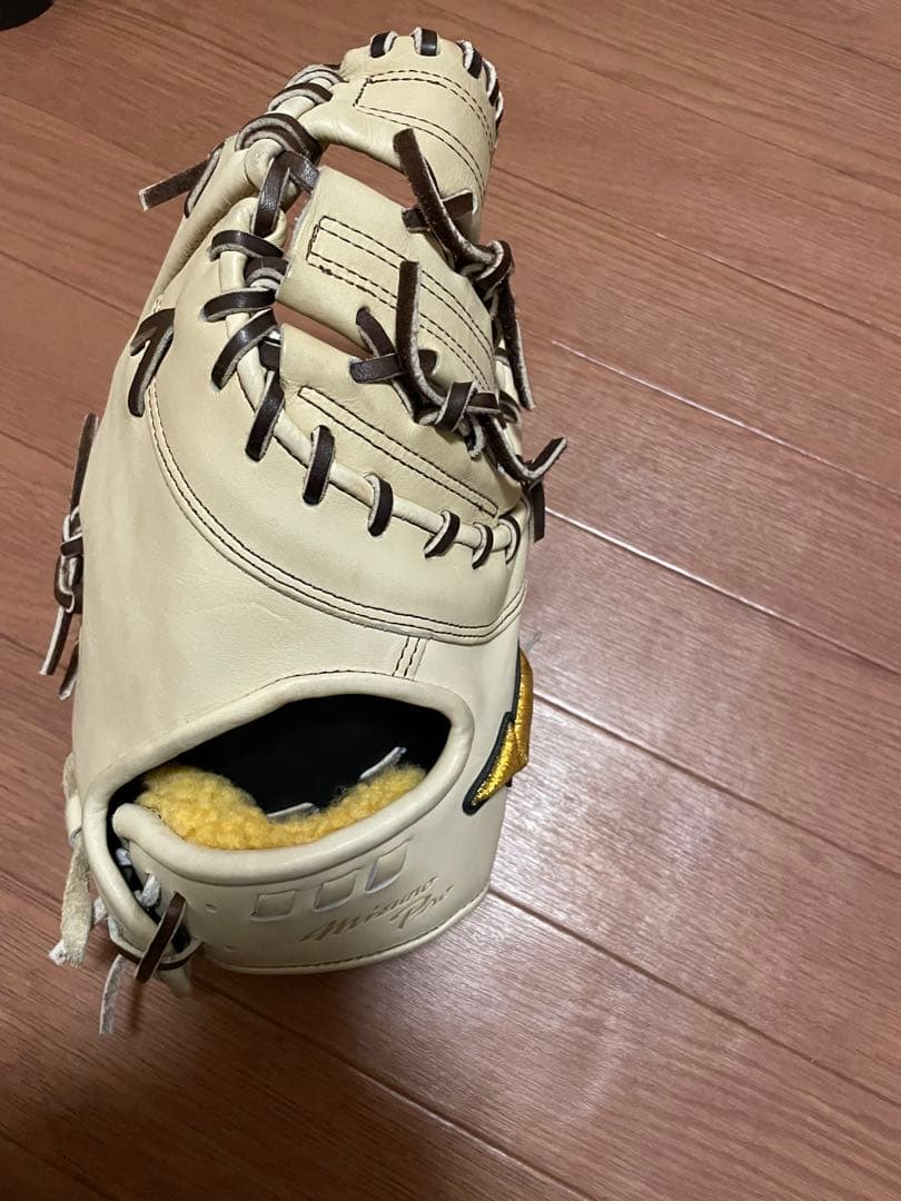 Mizuno Pro 硬式グローブ ホワイト