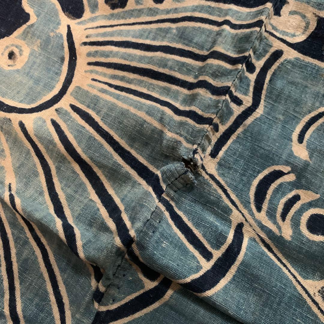 特大！　古布　筒描き　藍染　蝶　浅葱色　幅4枚　丸に揚羽蝶