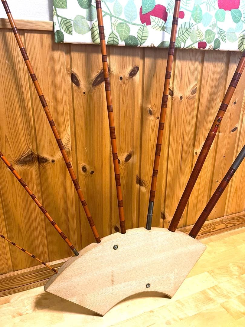郡上竿　静作　竹製釣り竿　扇形スタンド付き