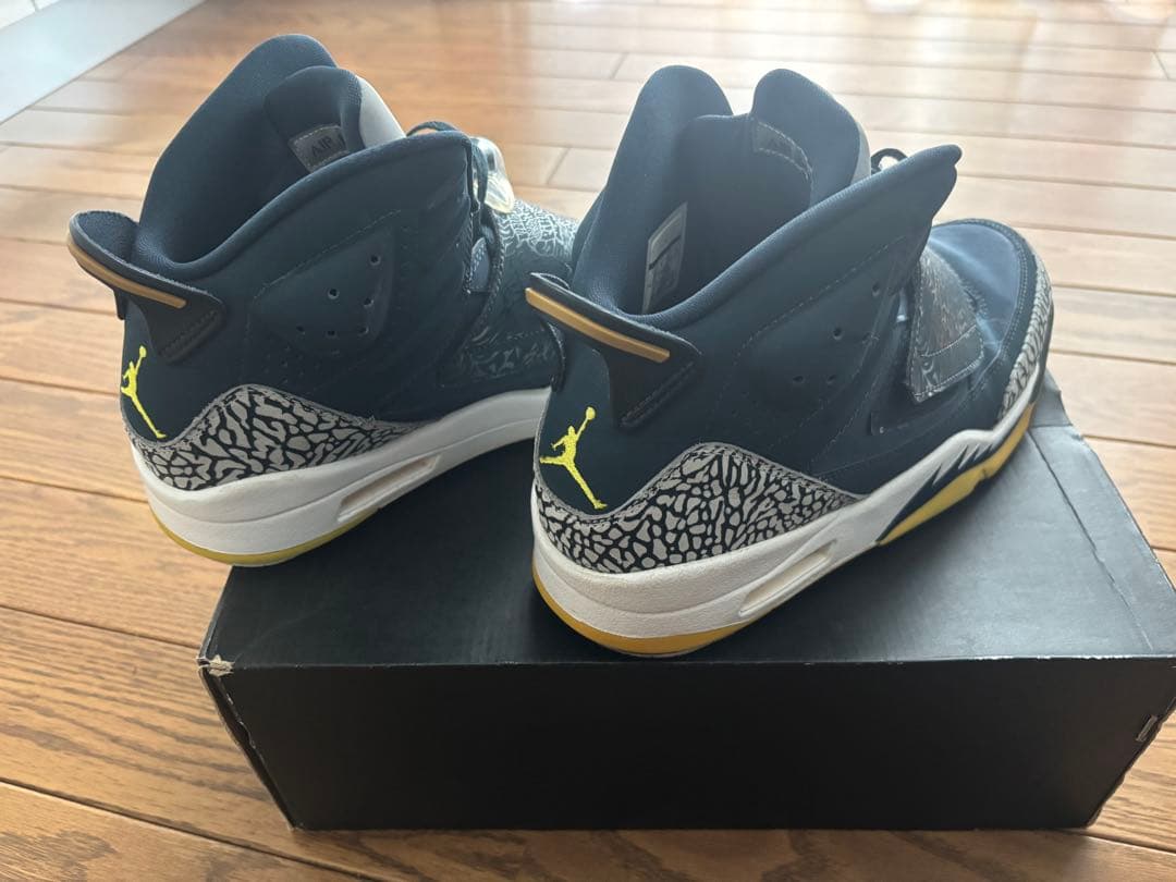 JORDON SON OF ジョーダン　Jordan ネイビー スニーカー