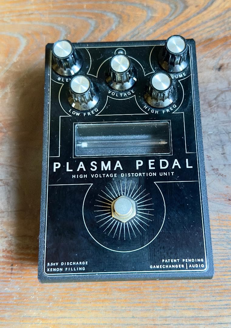 PLASMA PEDAL 高電圧ディストーションユニット