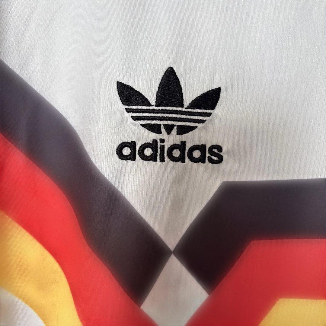 【51-39】1990年　ドイツ代表　復刻ユニフォーム　１０番