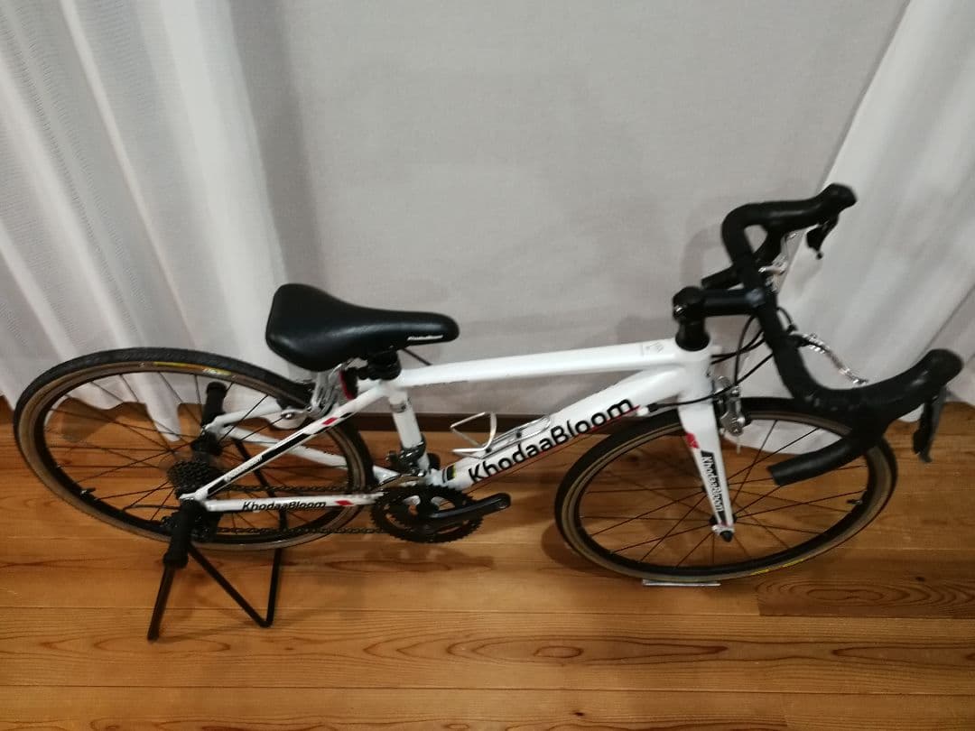 khodaaBloom コーダーブルーム STRAUSS24 ロードバイク 白