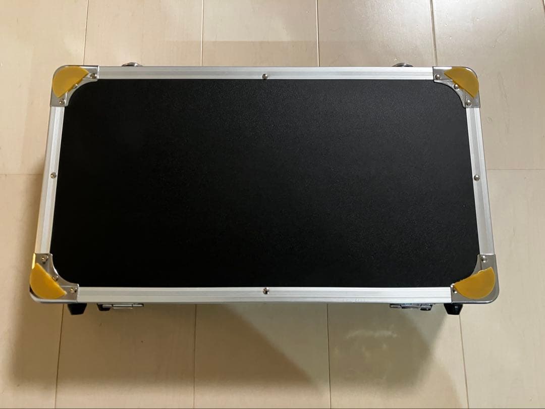 ベース　エフェクターセット　おまけ付き。