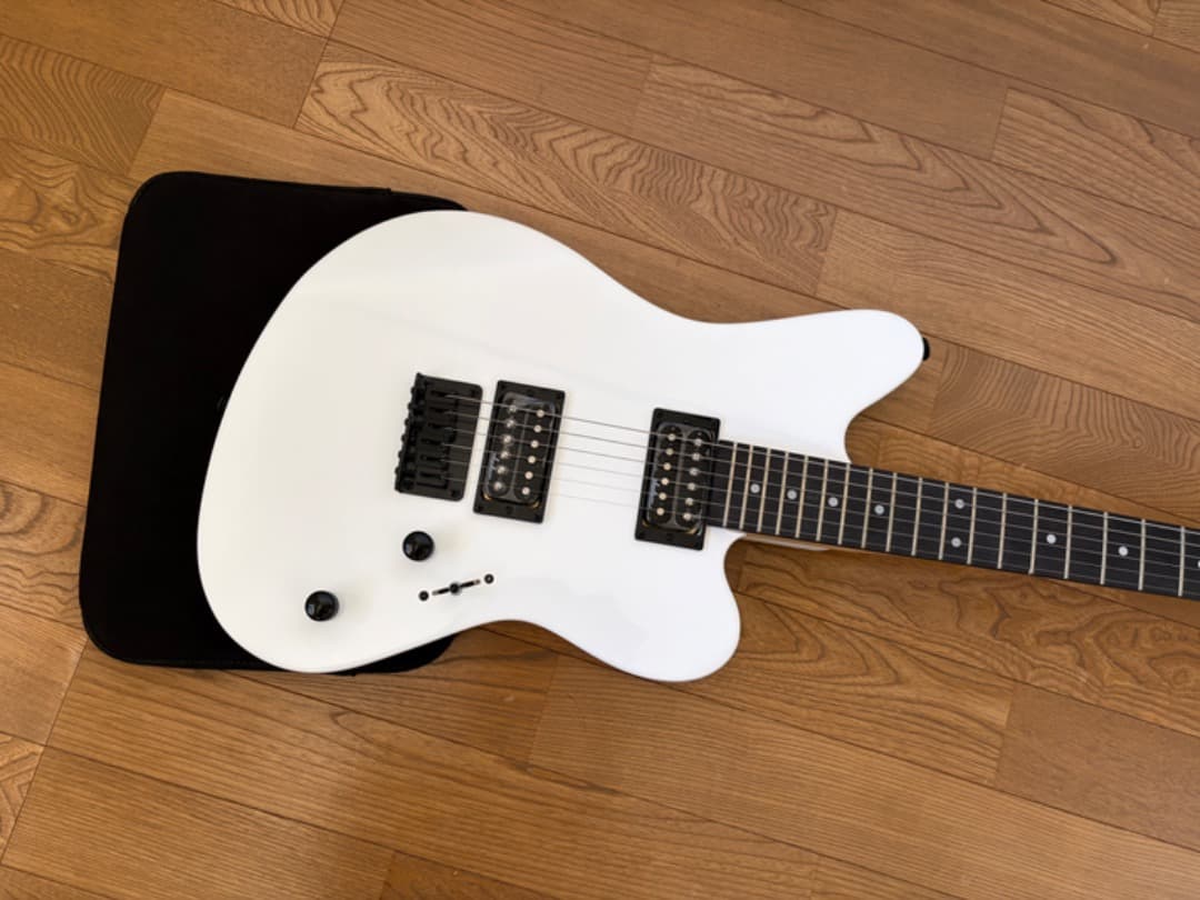 （中古）JACKSON JS22 SurfCaster  White
