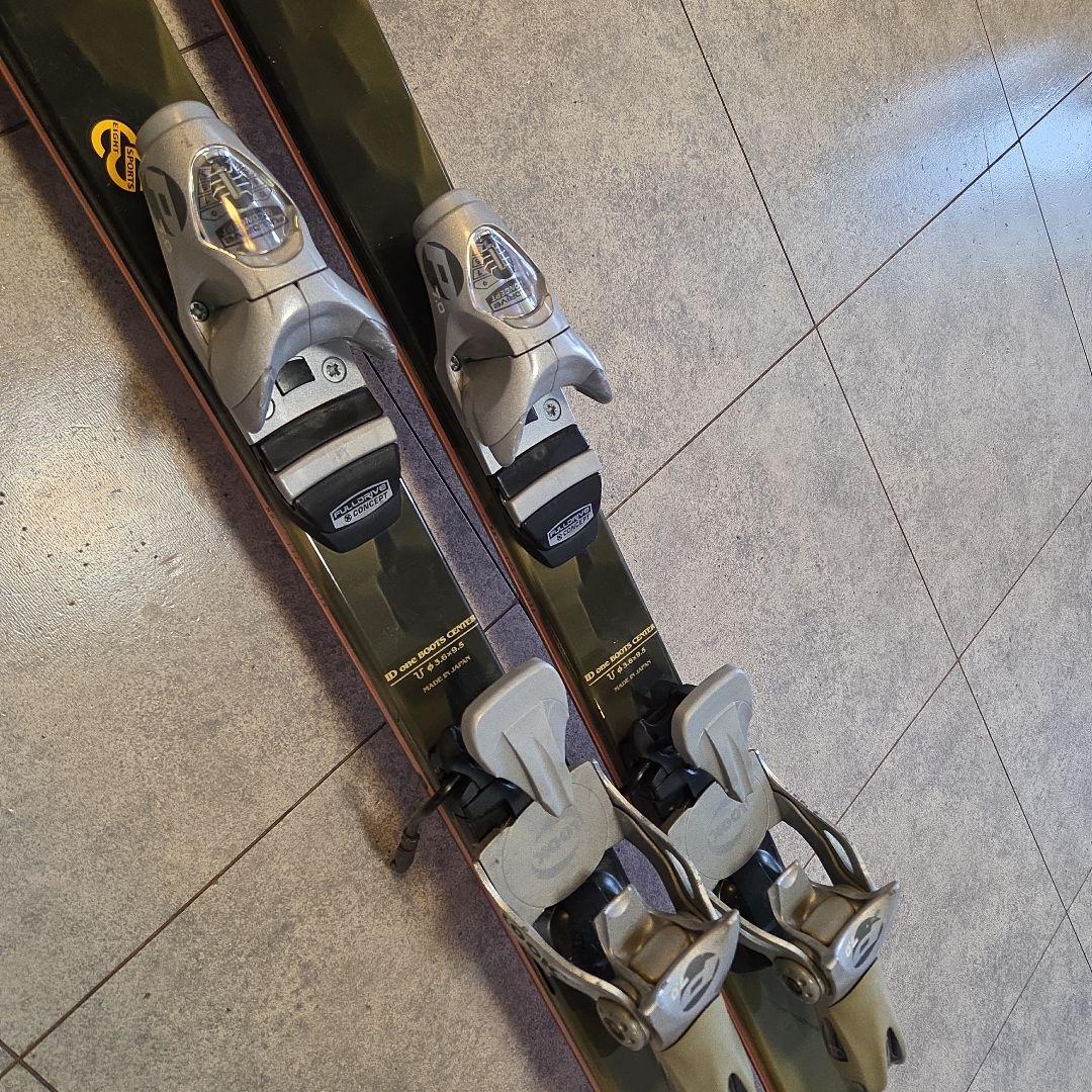 ID one スキー板（MR172-A）