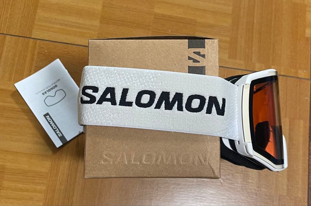 新品SALOMON S/VIEW WHITE調光レンズ 全天候フォトクロ27%引